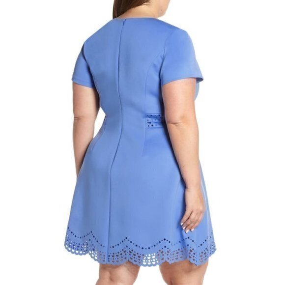 Vince Camuto Laser Cut Scuba Dress Sz 16W NWT - Picture 2 of 11